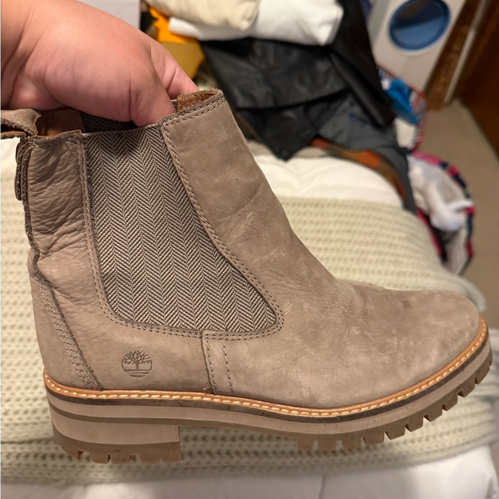 Women's Courmayeur Valley Chelsea Leather Boots